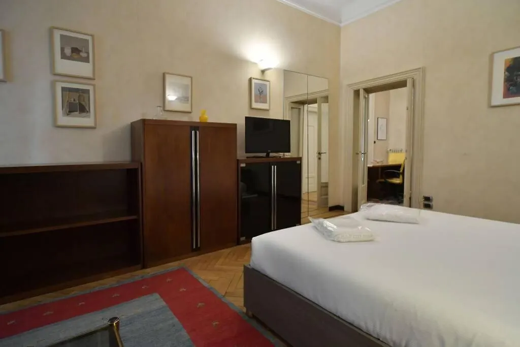 Ampio Appartamento Milano Centro Crocetta 0*, Milan